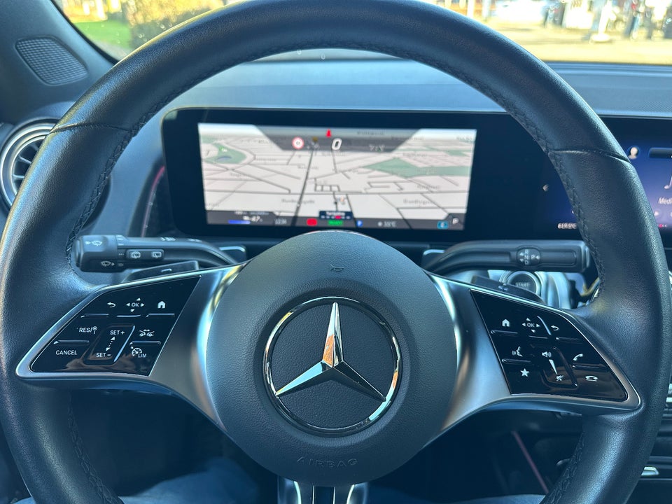 Mercedes EQB250+ 5d