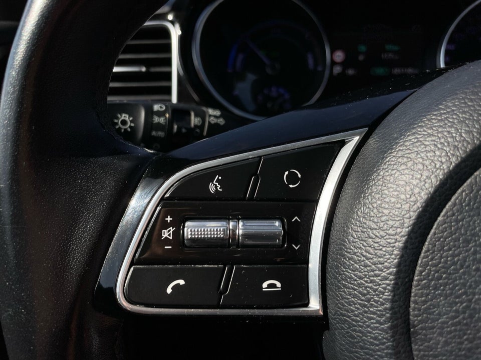 Kia XCeed 1,6 PHEV Upgrade Intro DCT 5d