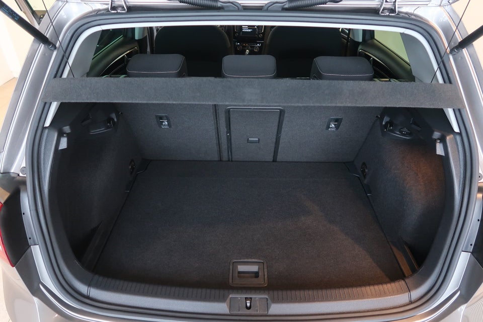 VW Golf VII 1,4 TSi 122 Highline DSG BMT 5d