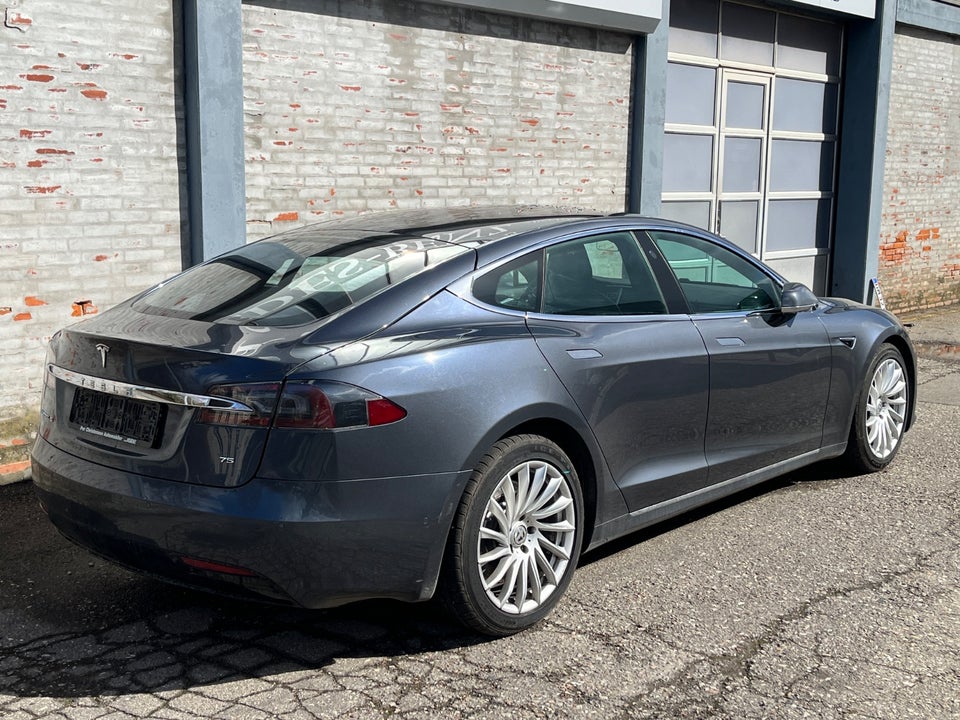 Tesla Model S 75 5d