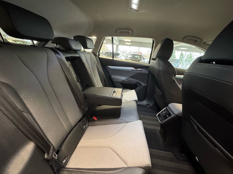 Skoda Enyaq 50 iV 5d