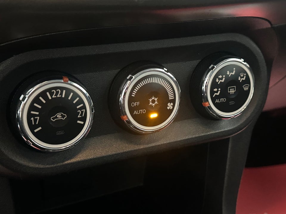 Mitsubishi Lancer 1,6 Invite SportBack 5d