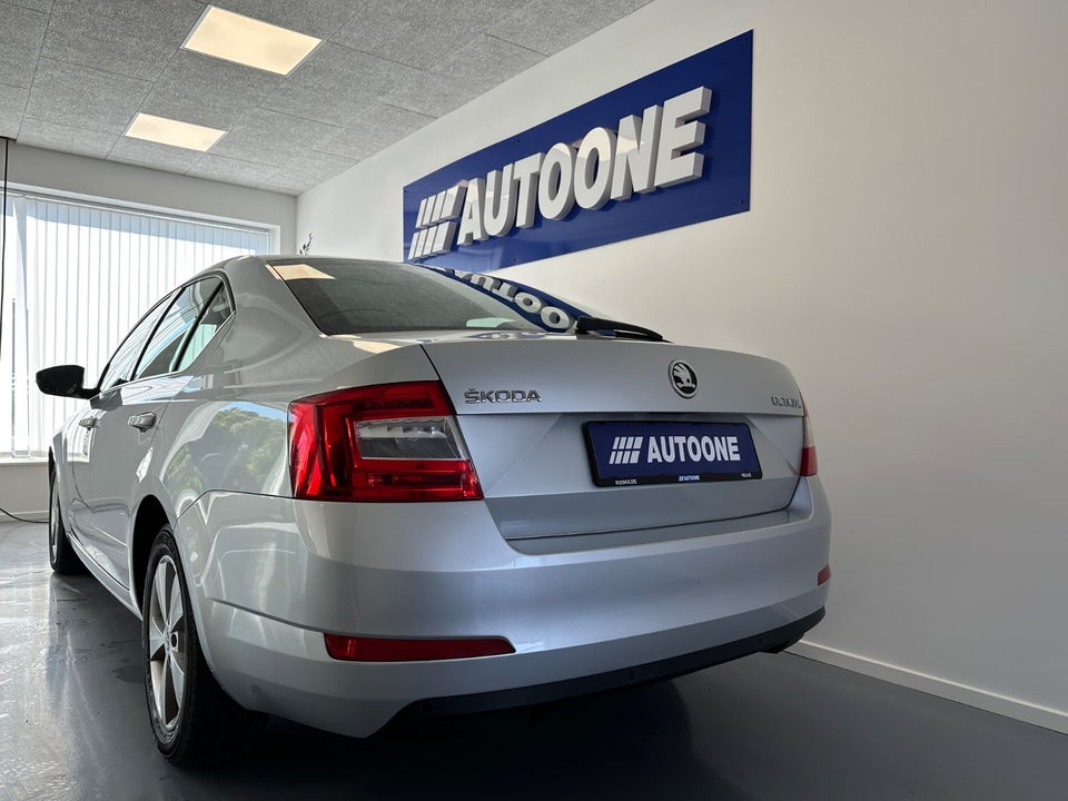 Skoda Octavia 1,4 TSi 140 Elegance DSG 5d