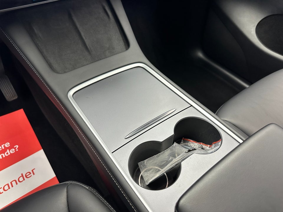 Tesla Model Y RWD 5d