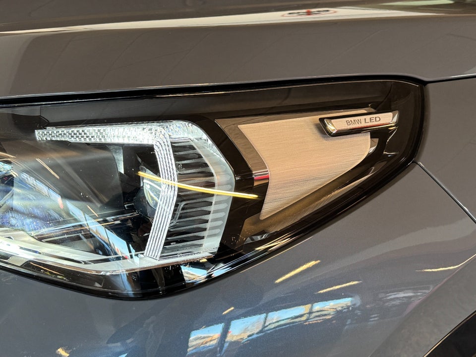 BMW iX1 xDrive30 X-Line 5d