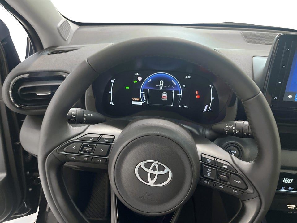 Toyota Yaris 1,5 Hybrid Style e-CVT Van 5d