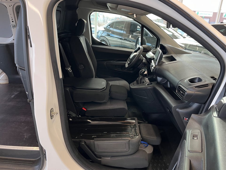 Peugeot Partner 1,5 BlueHDi 100 L2V2 Plus Van
