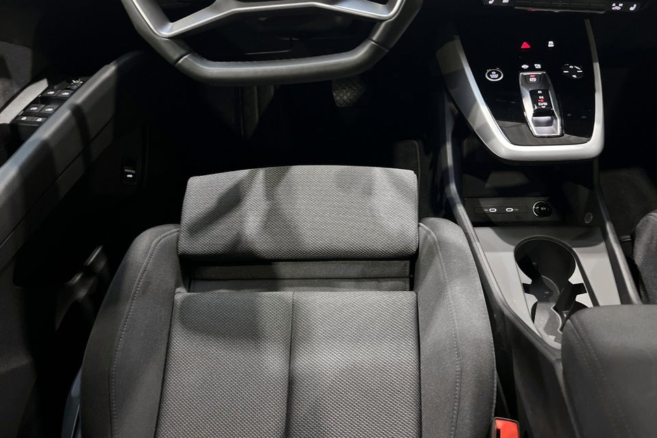 Audi Q4 e-tron 40 Progress 5d