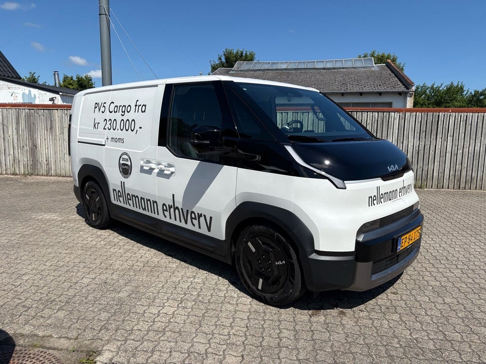 Kia PV5 71 Cargo L2H1 Long Range Work Pro