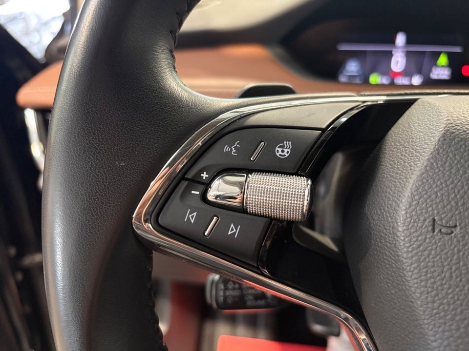 Skoda Enyaq 80 iV ecoSuite 5d