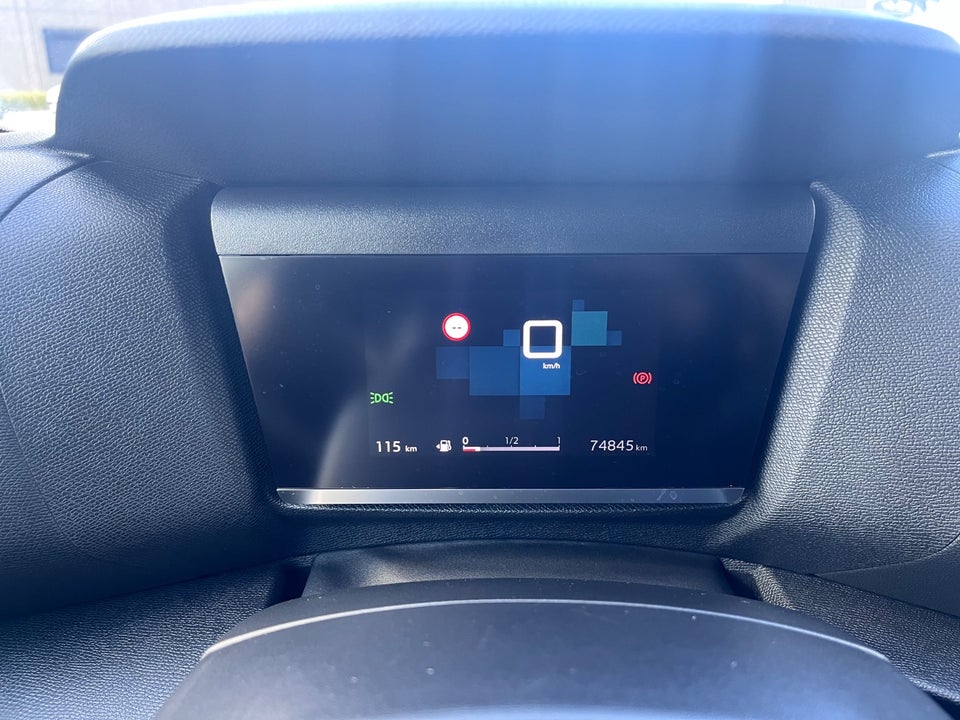 Citroën C4 1,2 PureTech 100 Attraction 5d