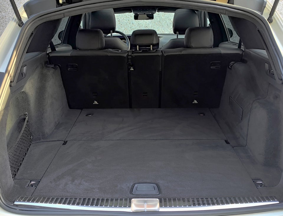 Mercedes E350 d 3,0 AMG Line stc. aut. 4Matic 5d