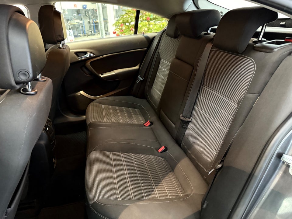 Opel Insignia 2,0 CDTi 130 Cosmo eco 4d