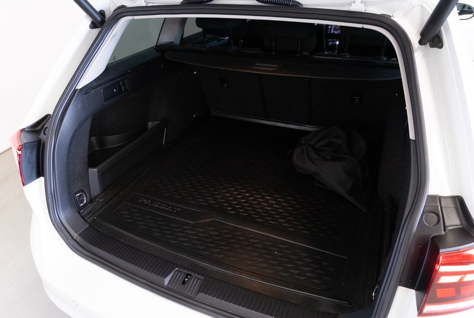 VW Passat 1,4 GTE Variant DSG 5d