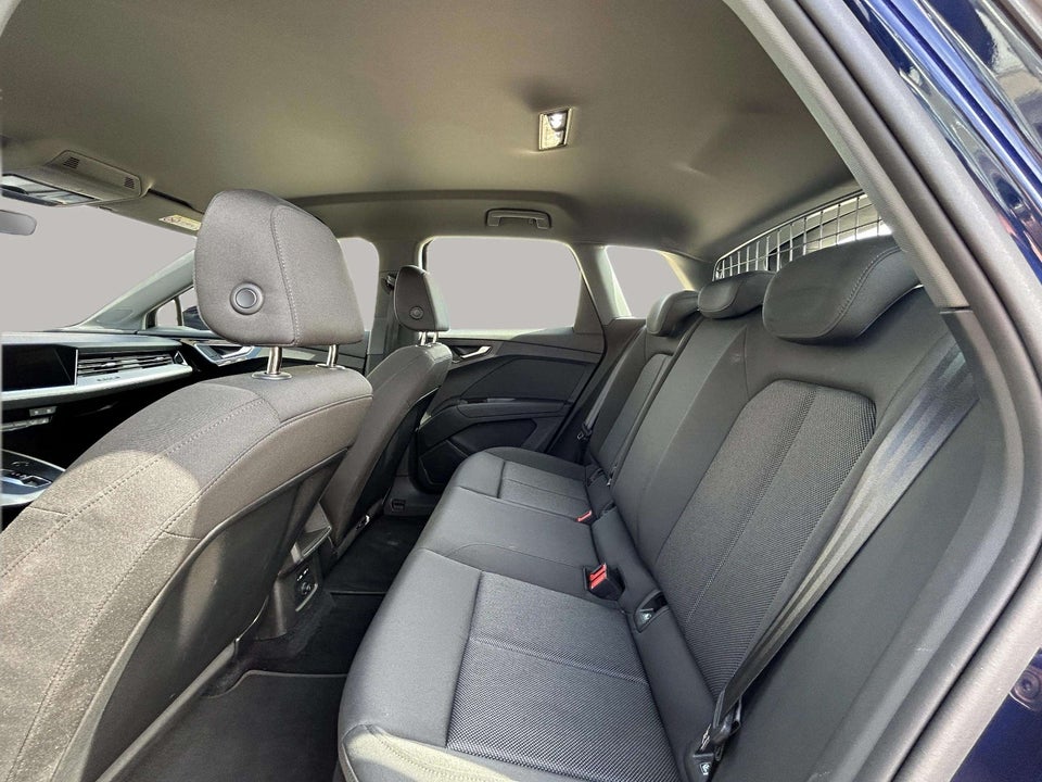 Audi Q4 e-tron 35 Advanced 5d