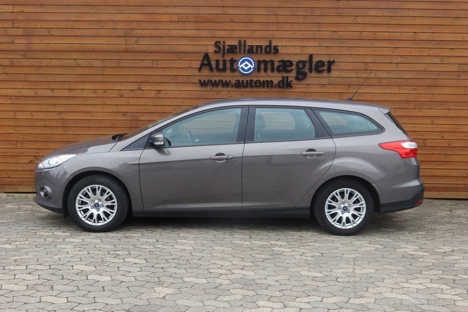 Ford Focus 1,6 Ti-VCT 105 Titanium stc. 5d