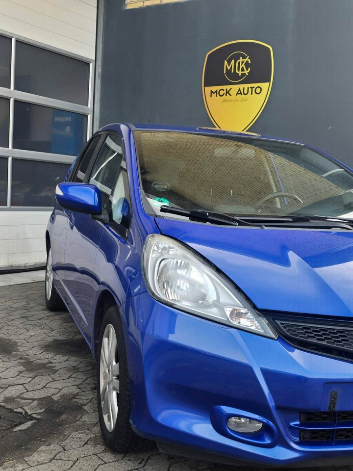 Honda Jazz 1,4 Elegance CVT 5d