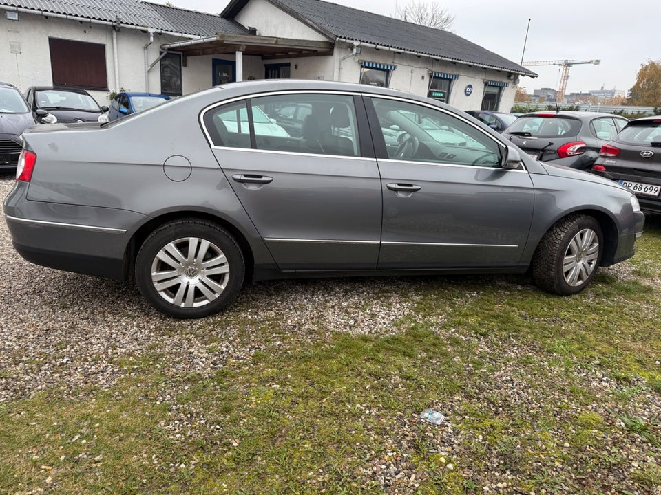 VW Passat 2,0 FSi Comfortline 4d