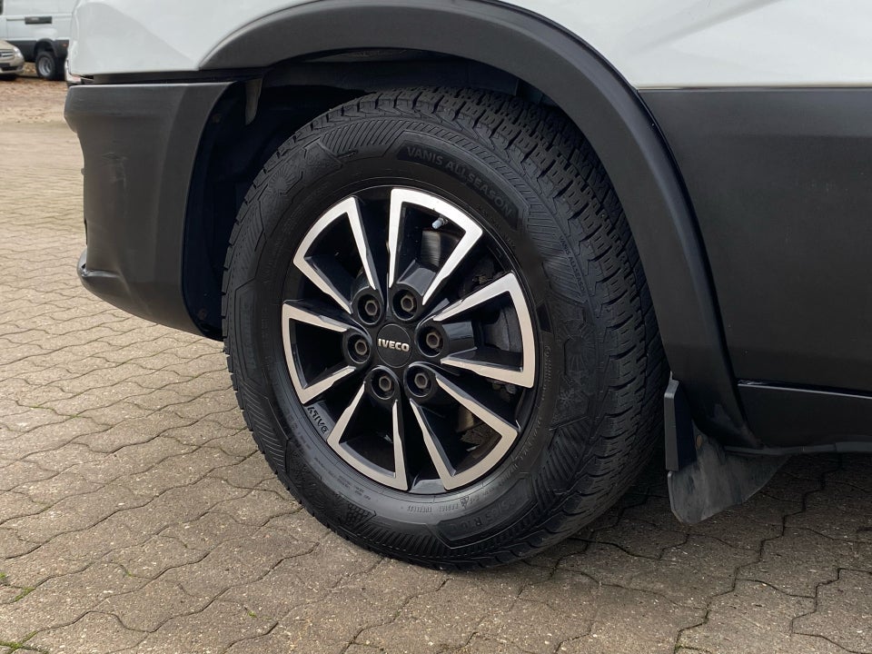 Iveco Daily 2,3 35S16 12m³ Kølevogn AG8