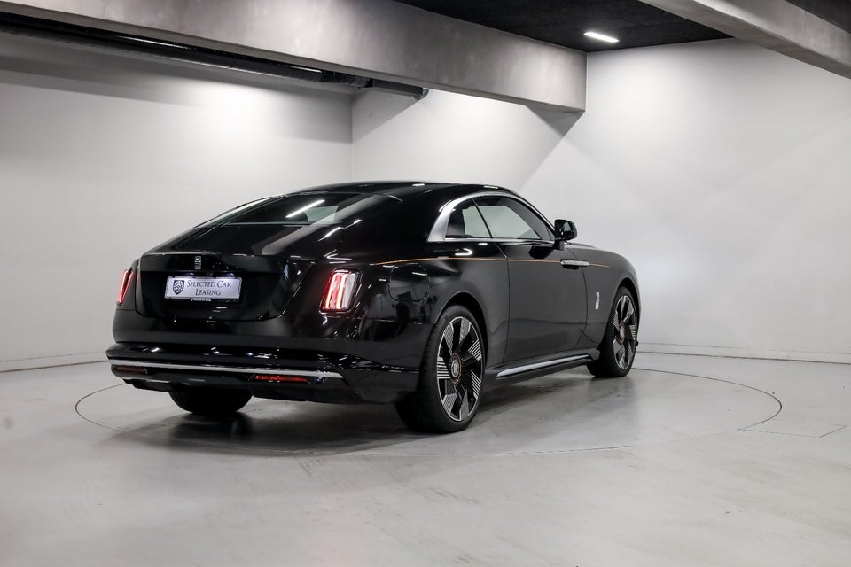Rolls-Royce Spectre 2d