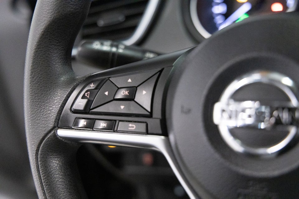 Nissan Qashqai 1,3 Dig-T 140 Visia 5d