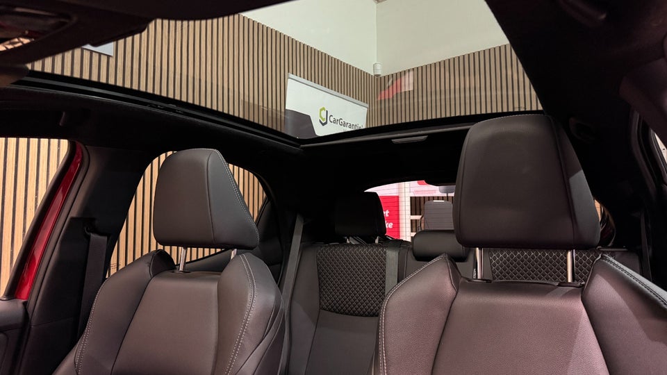 Toyota Yaris 1,5 Hybrid H4 e-CVT 5d