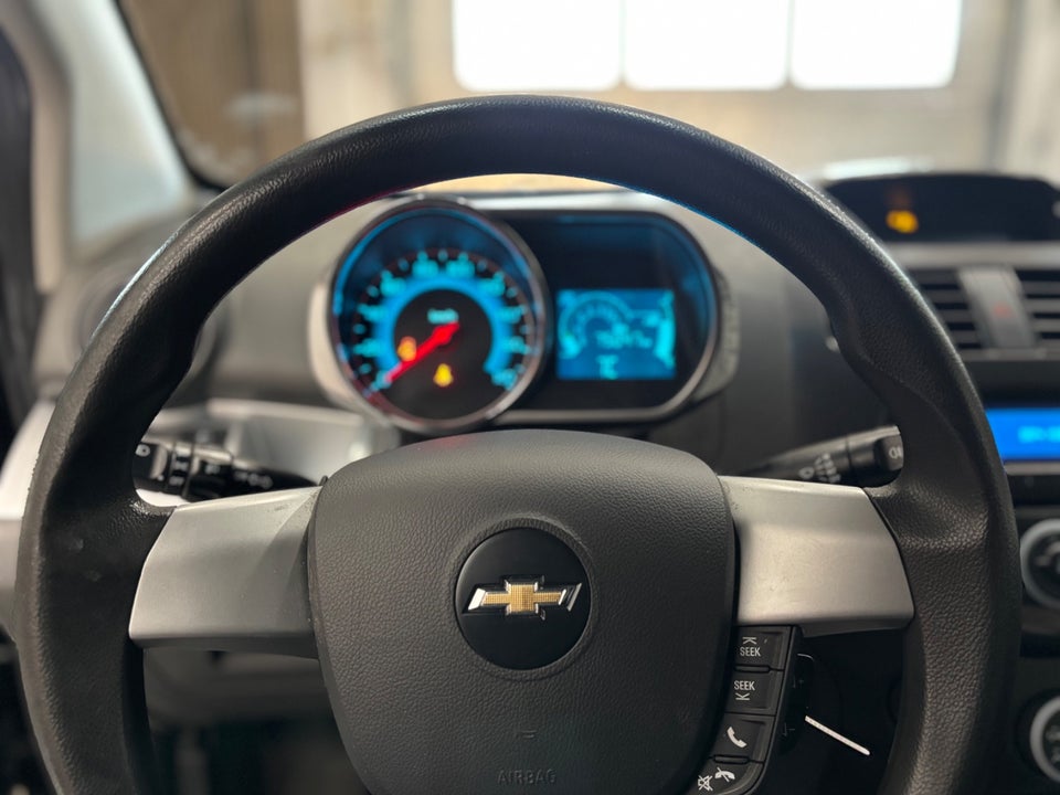 Chevrolet Spark 1,0 LS 5d