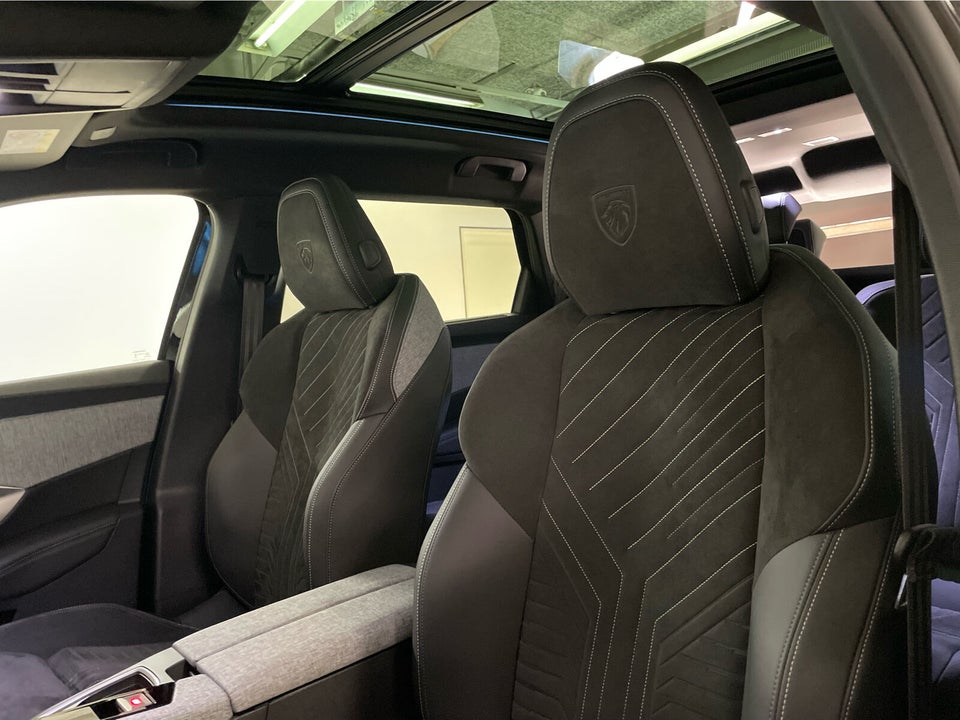 Peugeot e-5008 77 GT Pack 7prs 5d