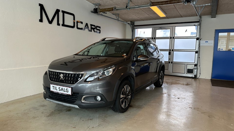 Peugeot 2008 1,2 e-THP 110 Selection Sky 5d