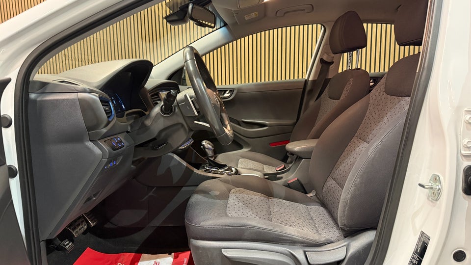 Hyundai Ioniq 1,6 PHEV Premium DCT 5d