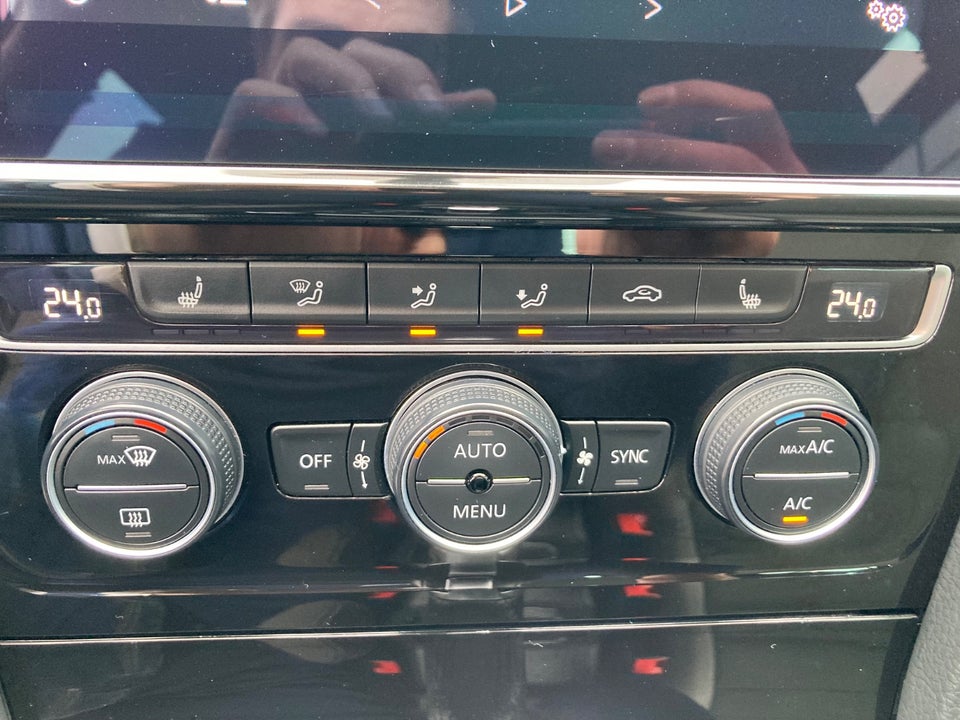 VW Golf VII 1,5 TSi 150 Highline Variant DSG 5d