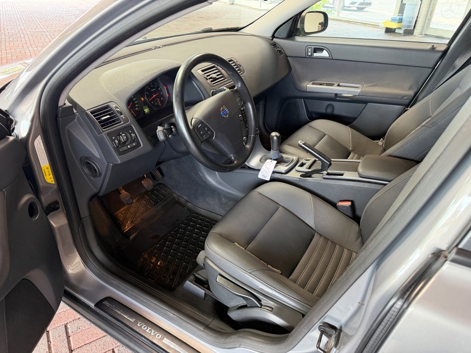Volvo V50 1,6  5d