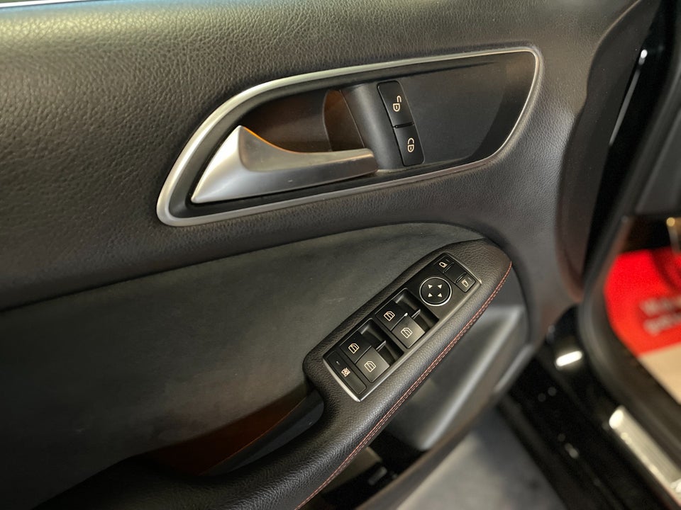 Mercedes B220 d 2,2 AMG Line aut. 4Matic 5d