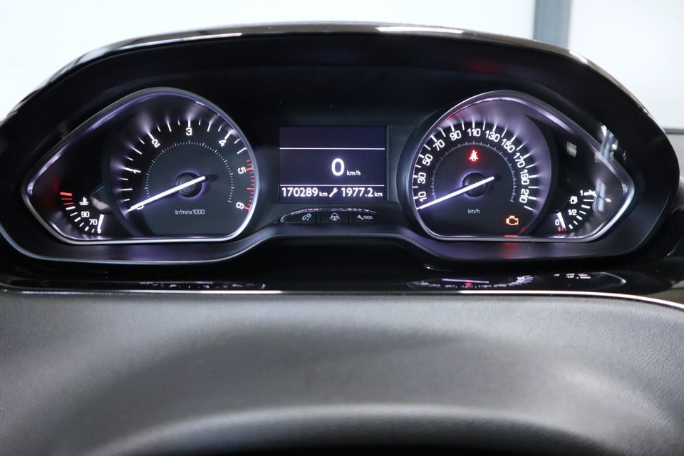 Peugeot 208 1,6 e-HDi 92 Active 5d