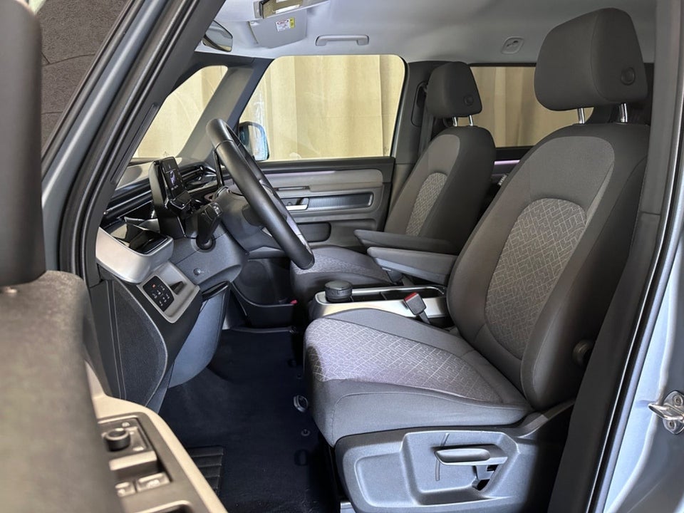 VW ID.Buzz 77 Pro Design SWB 5d