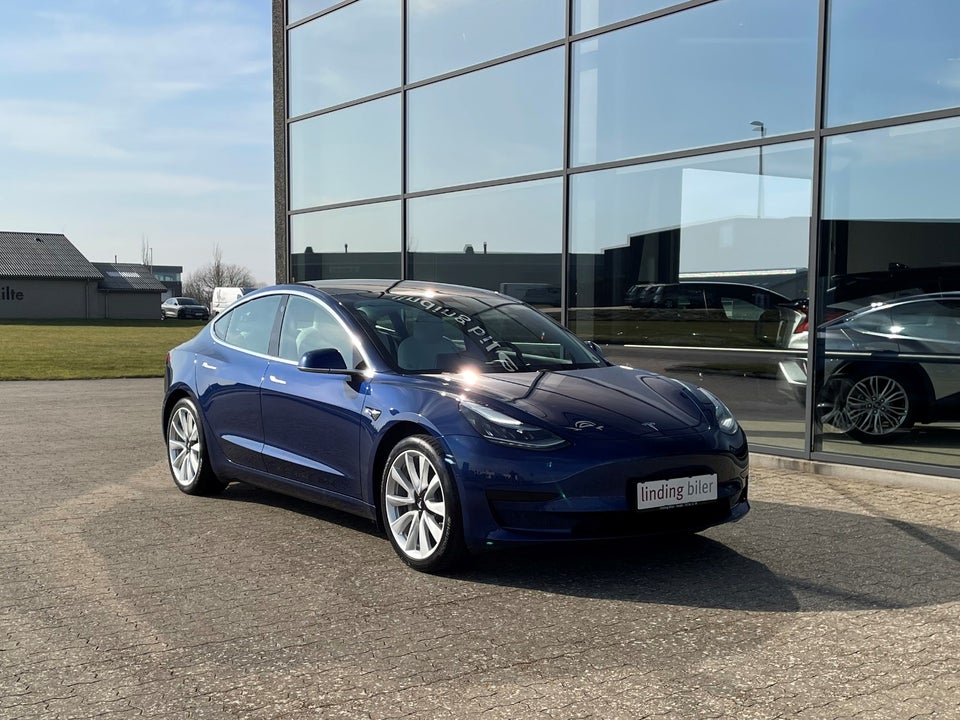 Tesla Model 3 Standard Range+ RWD 4d