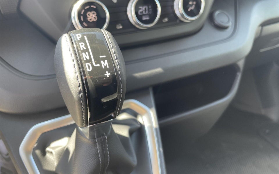 Nissan Primastar 2,0 dCi 150 L2H1 N-Connecta DCT Van