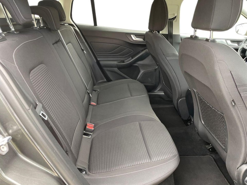 Ford Focus 1,0 EcoBoost Titanium stc. 5d