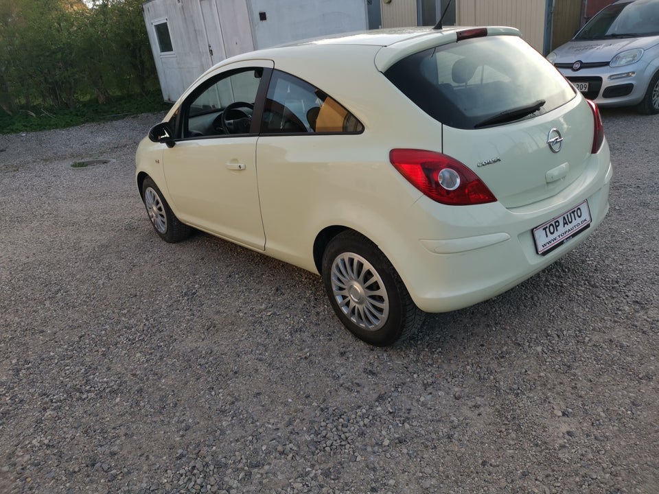 Opel Corsa 1,0 12V Enjoy 3d