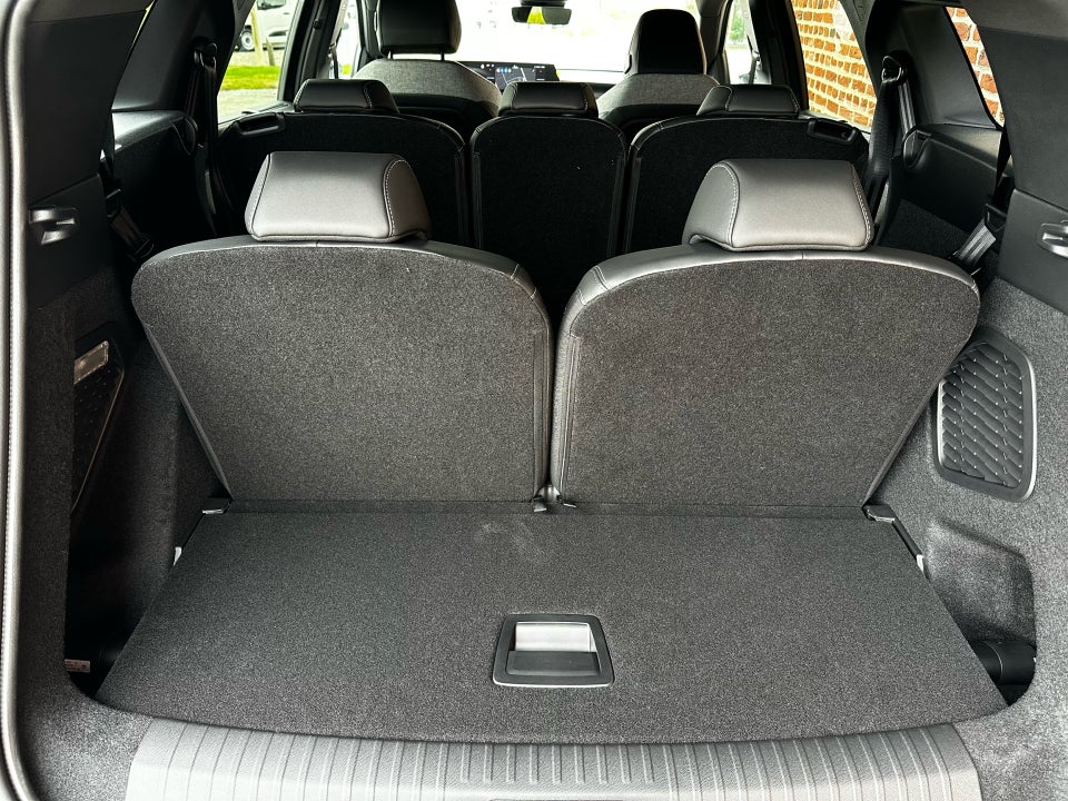 Peugeot e-5008 77 GT Pack 7prs 5d