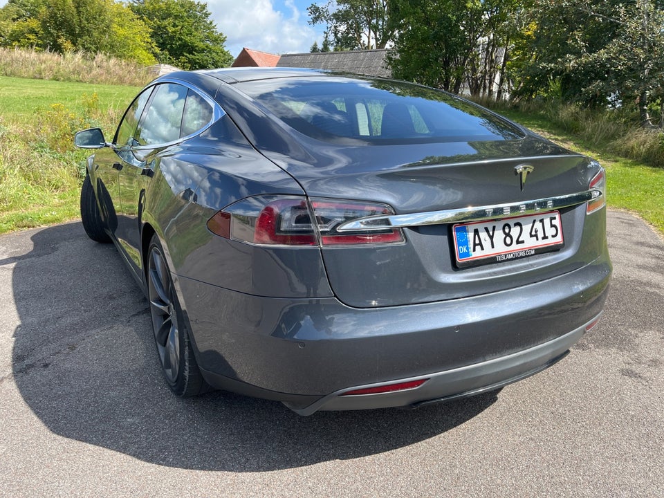 Tesla Model S 70D 5d