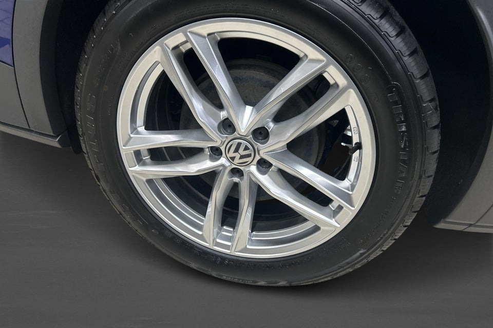 VW ID.4 77 Pro Performance Tech 5d