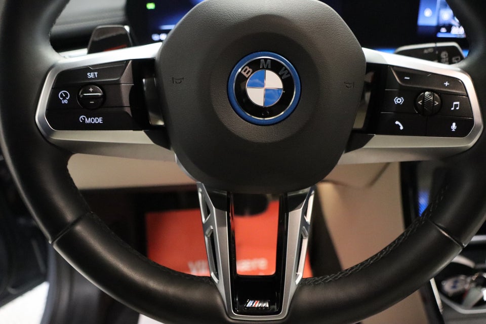 BMW iX1 xDrive30 M-Sport Premium 5d