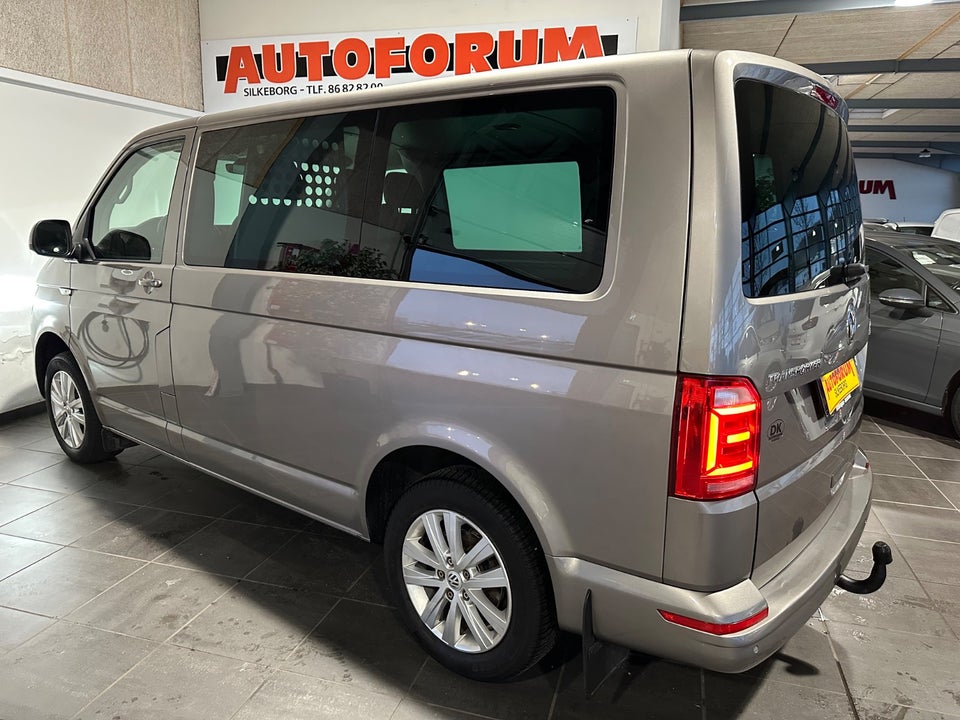 VW Transporter 2,0 TDi 102 Kombi kort