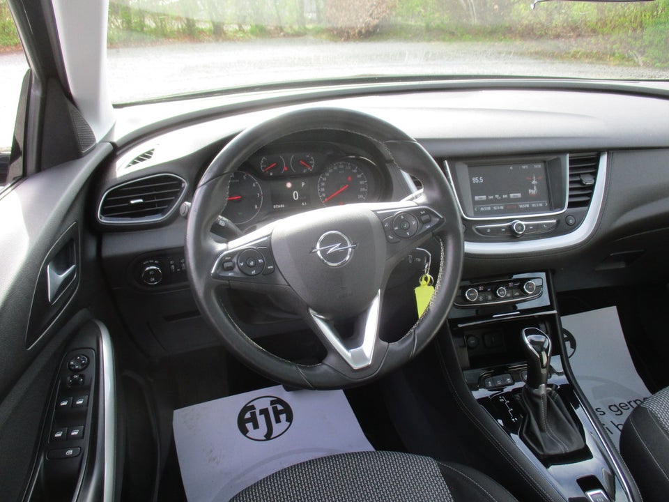 Opel Grandland X 1,2 T 130 Impress aut. 5d