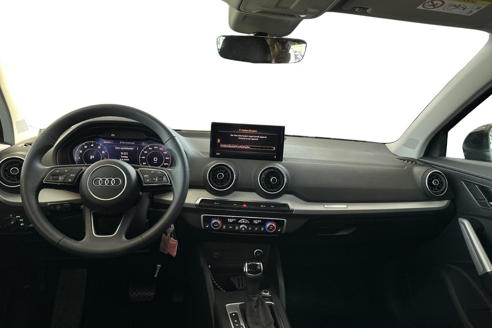 Audi Q2 35 TFSi Prestige S-tr. 5d