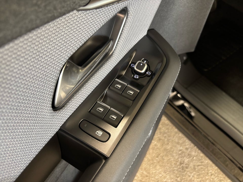 Opel Grandland-e 73 GS 5d