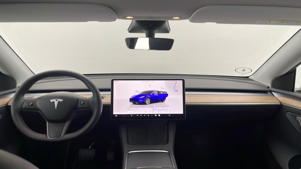 Tesla Model Y Long Range AWD 5d