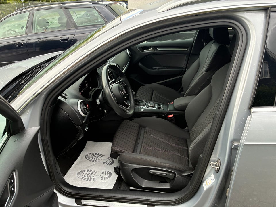 Audi A3 1,4 e-tron Sportback S-tr. 5d