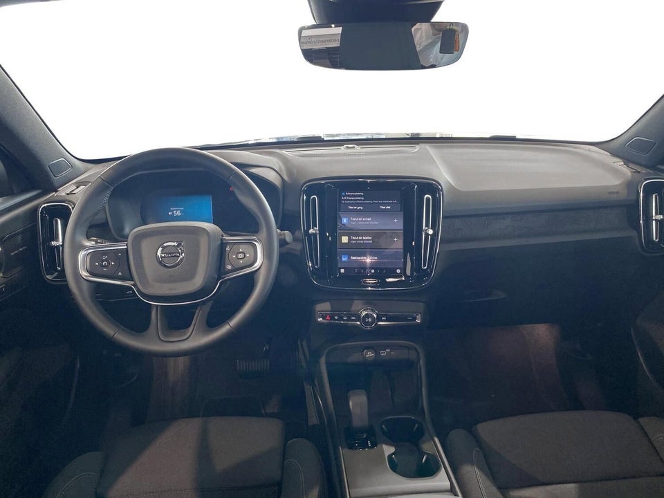 Volvo EC40 Extended Range Black Edition 5d